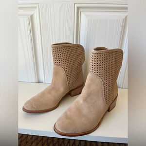 Kaanas Warsaw Perforated Suede Leather Ankle Bootie in Camel Size 6